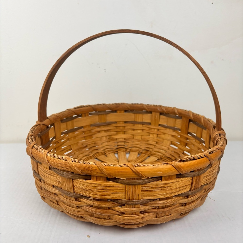 Handwoven Signed round handled basket-Easter/garden/storage-2000
